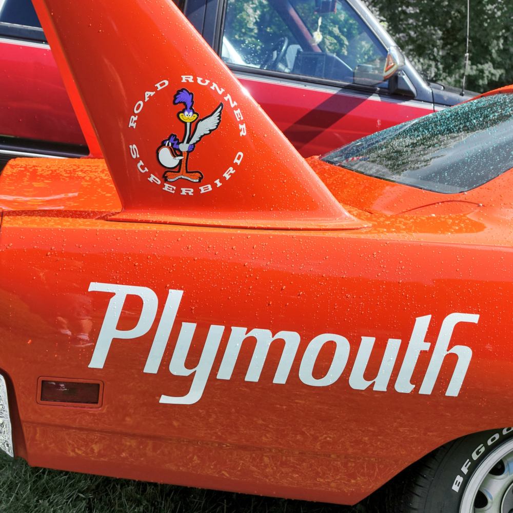 plymouth-roadrunner-superbird-1-0135-1920x1920